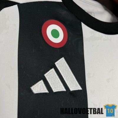 thuis-2-shirt-juventus-2024-2025_hallovoetbal-2502252018_1.jpg