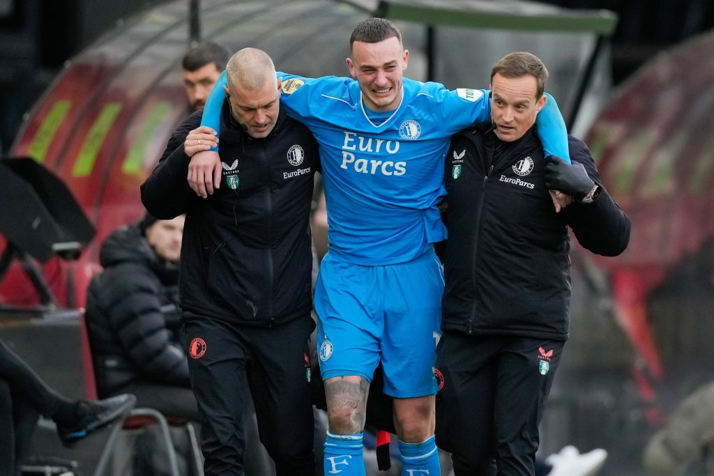 Feyenoord keeper blessure herstel